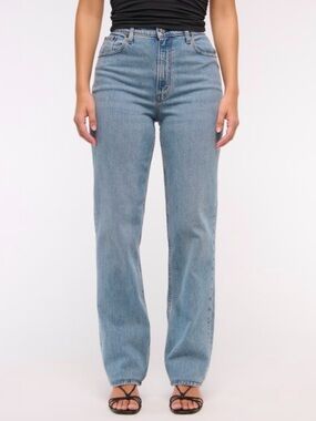 Curve Love Ultra High Rise 90s Straight Jeans